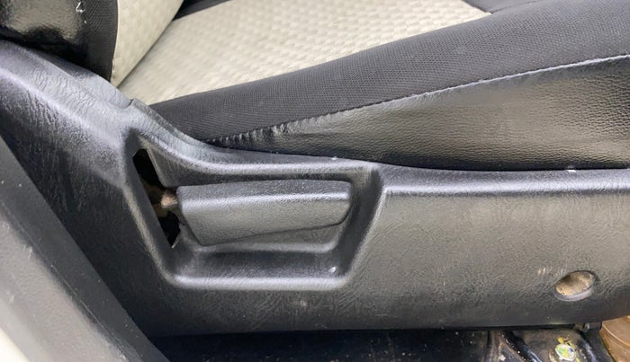 2020 Maruti Alto VXI, Petrol, Manual, 40,712 km, Driver Side Adjustment Panel