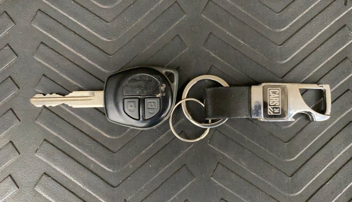 2012 Maruti Ertiga VDI, Diesel, Manual, 1,01,302 km, Key Close Up