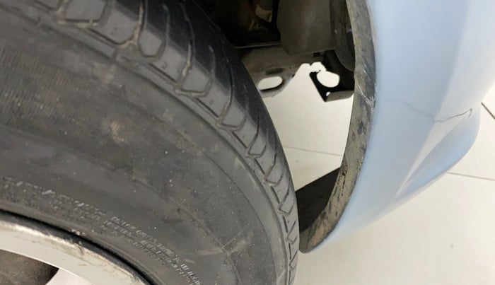 2012 Maruti Ertiga VDI, Diesel, Manual, 1,01,302 km, Right fender - Lining missing