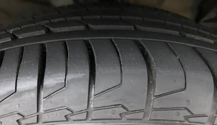 2021 KIA SELTOS 1.4 GTX+ TURBO GDI PETROL AT, Petrol, Automatic, 5,449 km, Right Front Tyre Tread