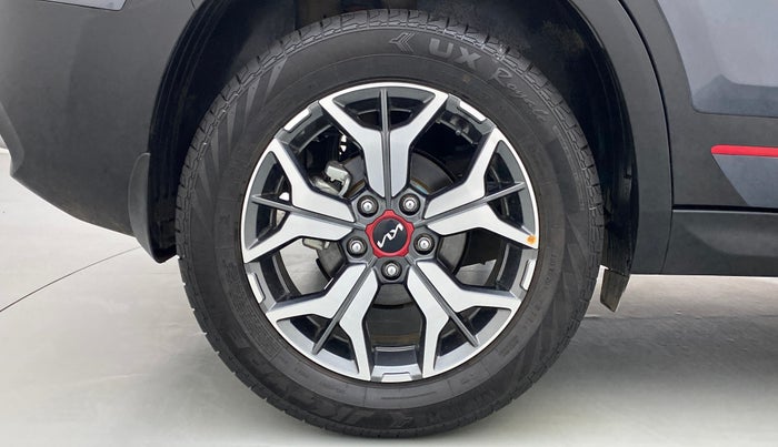 2021 KIA SELTOS 1.4 GTX+ TURBO GDI PETROL AT, Petrol, Automatic, 5,449 km, Right Rear Wheel