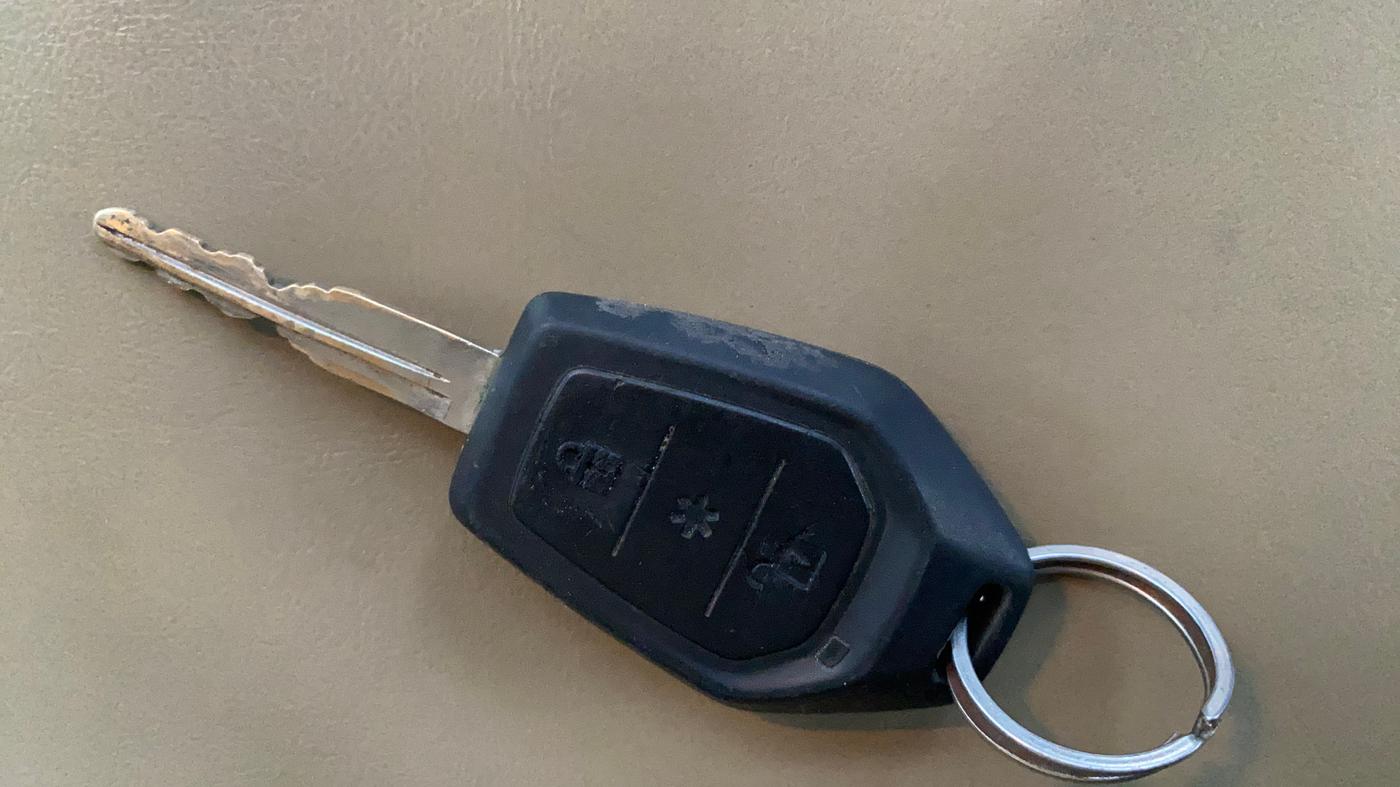 2016 Mahindra TUV300 T8, Diesel, Manual, 91,171 km, Key Close Up