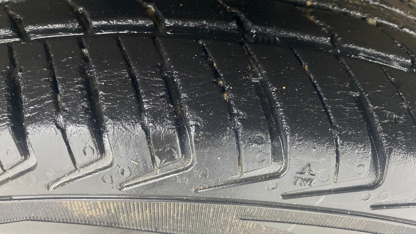 2019 Renault Kwid RXT 1.0 AMT (O), Petrol, Automatic, 44,008 km, Right Front Tyre Tread
