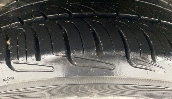 2017 Hyundai i20 Active 1.2 SX, Petrol, Manual, 74,478 km, Right Rear Tyre Tread