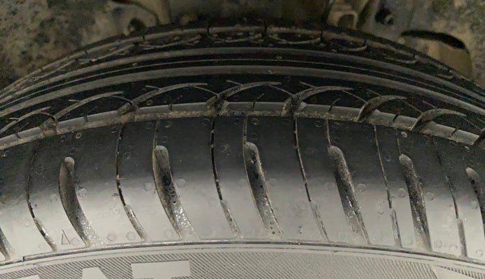 2018 Tata Tiago XZ PETROL, Petrol, Manual, 48,592 km, Right Front Tyre Tread
