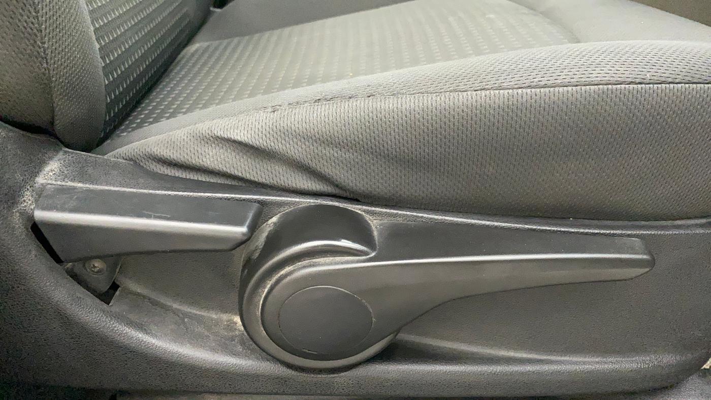 2018 Tata Tiago XZ PETROL, Petrol, Manual, 48,592 km, Driver Side Adjustment Panel