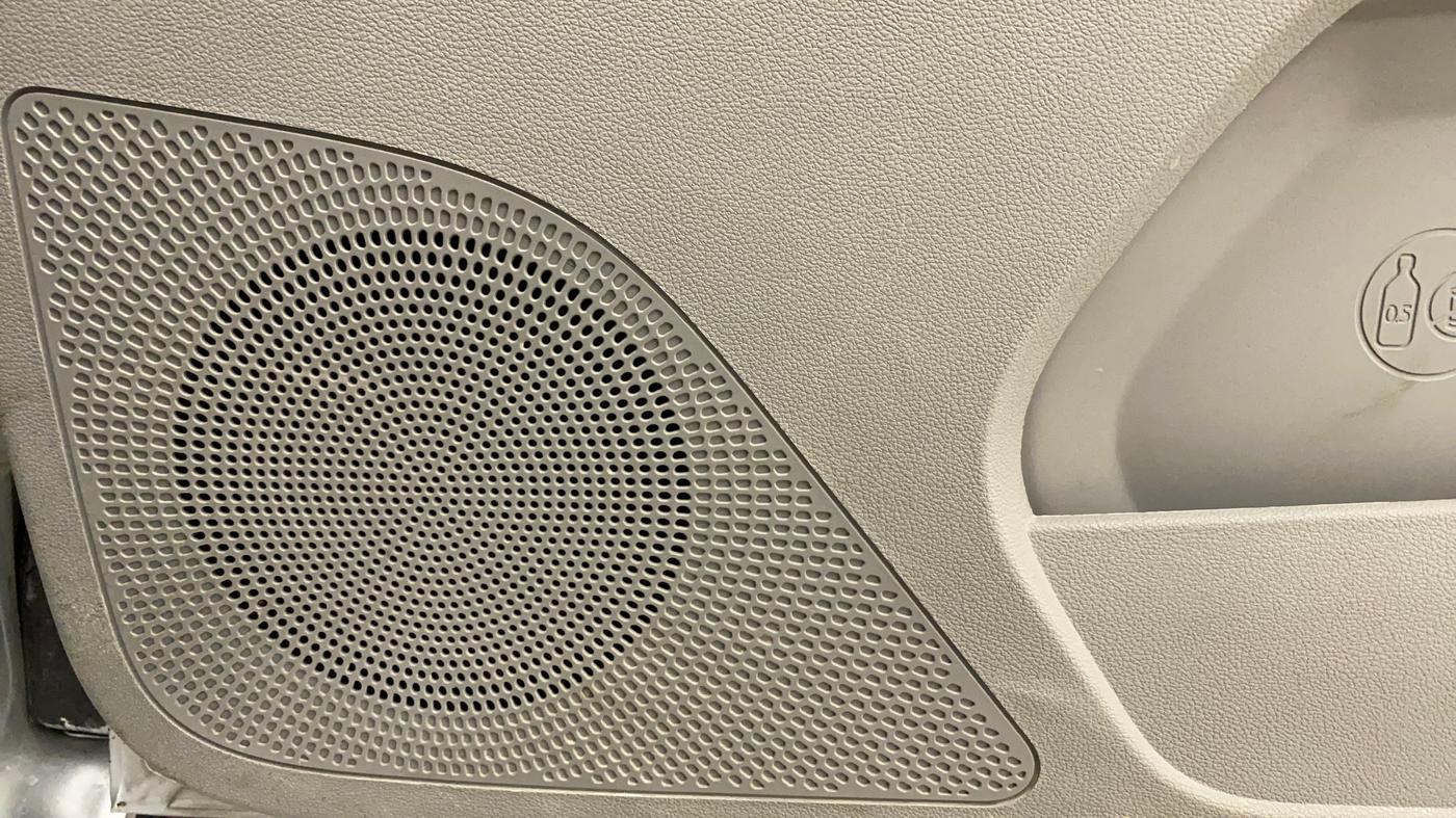 2018 Tata Tiago XZ PETROL, Petrol, Manual, 48,592 km, Speaker
