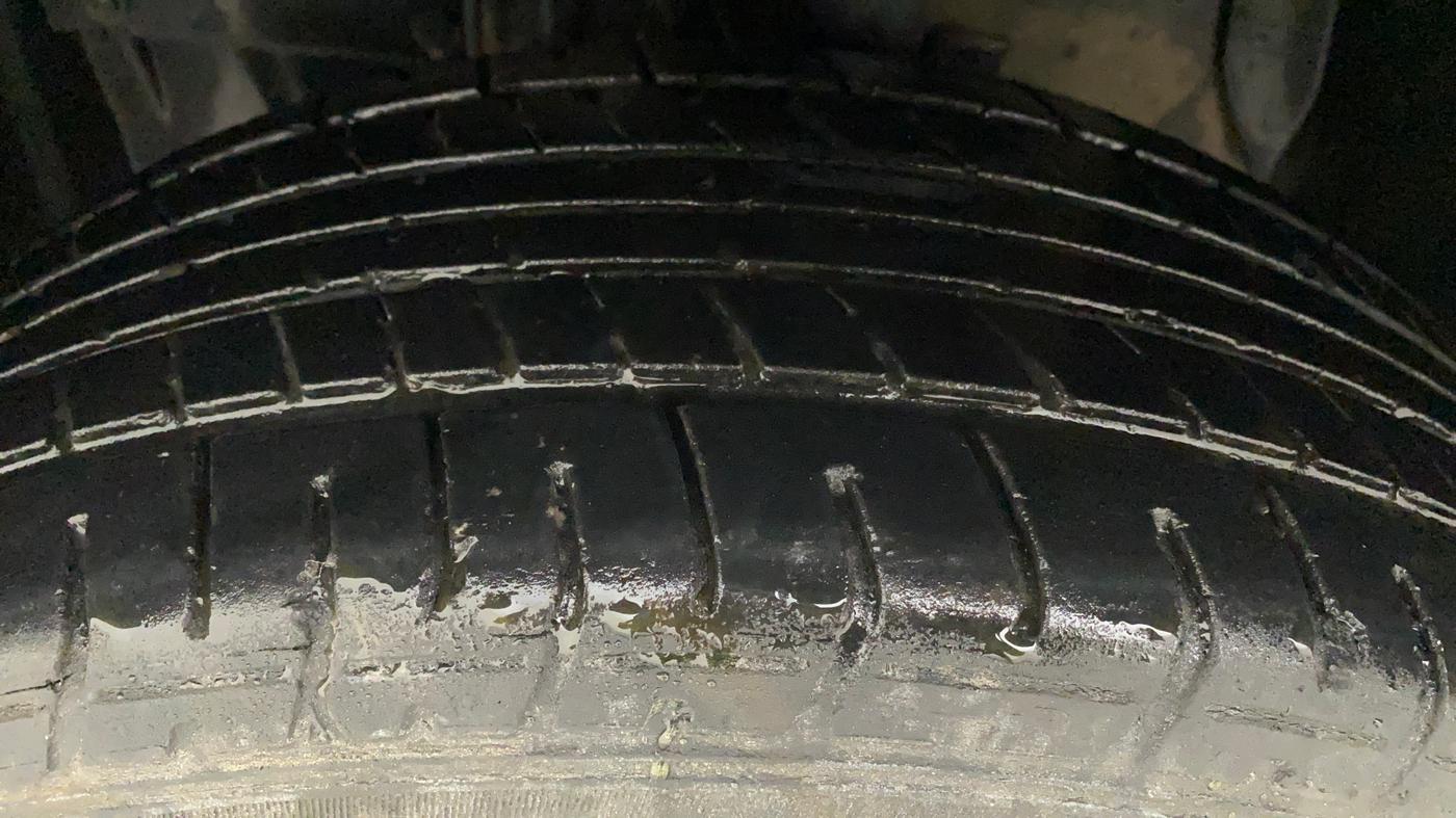 2020 Maruti Vitara Brezza VXI, Petrol, Manual, 46,950 km, Left Front Tyre Tread