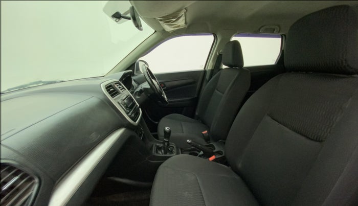 2020 Maruti Vitara Brezza VXI, Petrol, Manual, 46,950 km, Right Side Front Door Cabin
