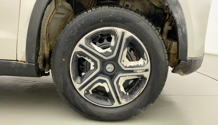 2020 Maruti Vitara Brezza VXI, Petrol, Manual, 46,950 km, Right Front Wheel