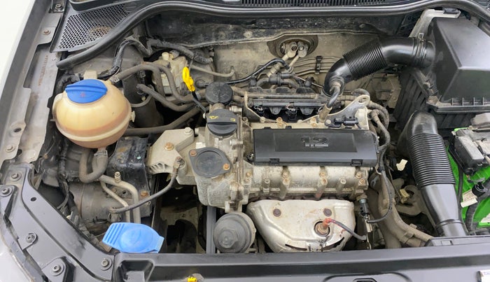 2014 Volkswagen Polo HIGHLINE1.2L, Petrol, Manual, 90,357 km, Engine View - Right