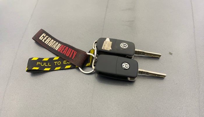 2014 Volkswagen Polo HIGHLINE1.2L, Petrol, Manual, 90,357 km, Key Close Up