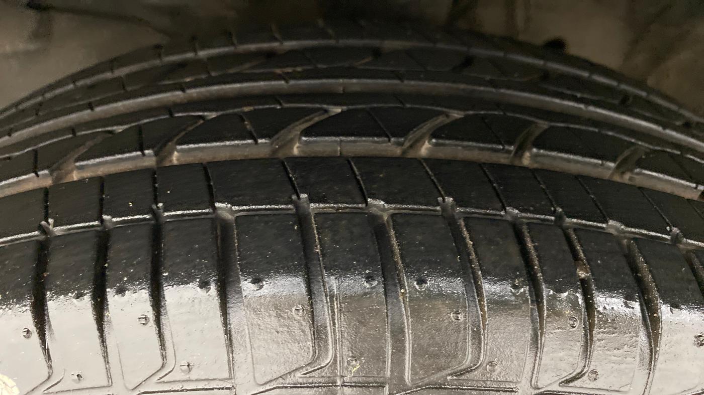 2015 Honda City VX MT PETROL, Petrol, Manual, 30,728 km, Left Front Tyre Tread