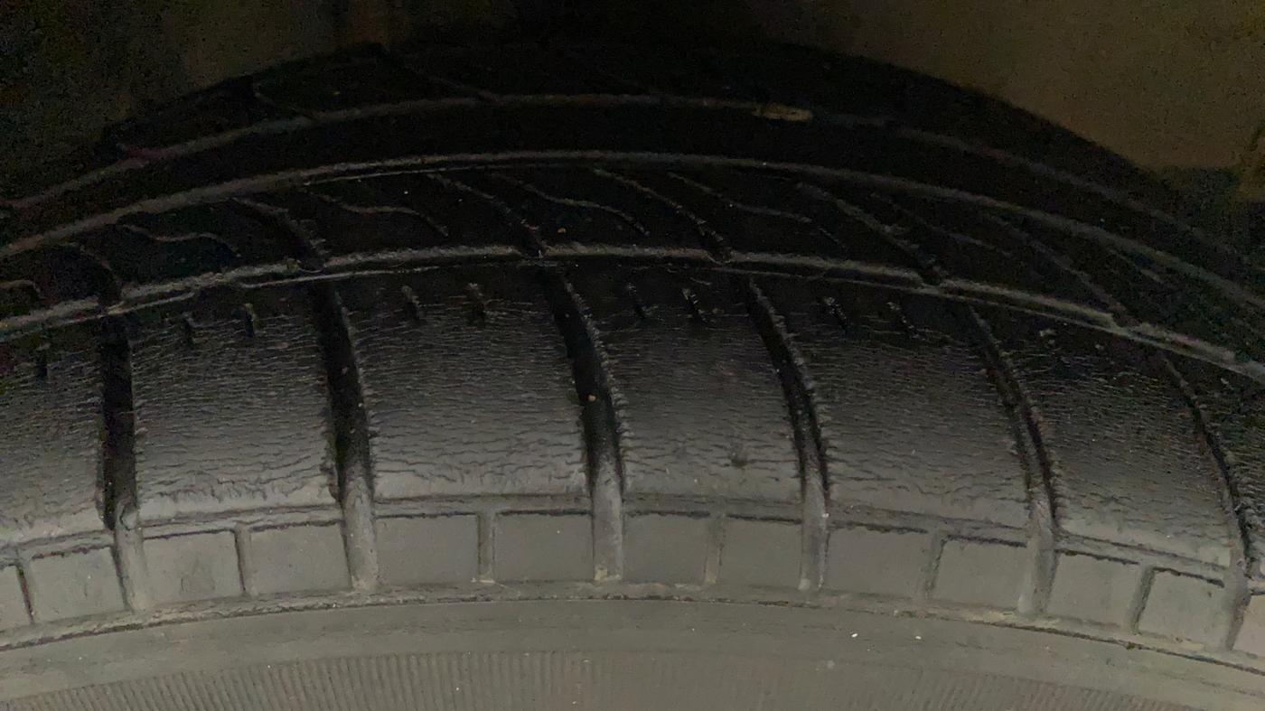 2012 Toyota Etios Liva G, Petrol, Manual, 52,656 km, Right Front Tyre Tread
