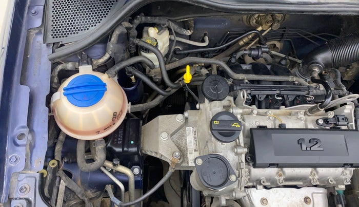 2015 Volkswagen Polo HIGHLINE1.2L, Petrol, Manual, 65,226 km, Engine View - Right