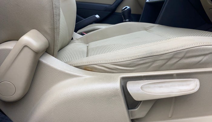 2015 Volkswagen Polo HIGHLINE1.2L, Petrol, Manual, 65,226 km, Driver Side Adjustment Panel