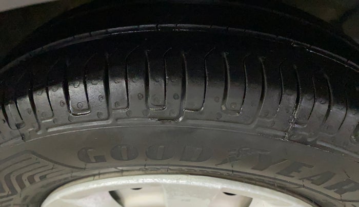 2019 Hyundai NEW SANTRO ERA, Petrol, Manual, 53,674 km, Right Front Tyre Tread