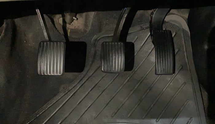 2019 Hyundai NEW SANTRO ERA, Petrol, Manual, 53,674 km, Pedals