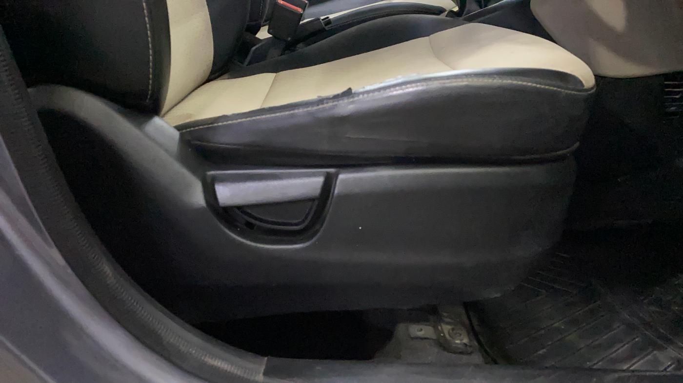 2019 Hyundai NEW SANTRO ERA, Petrol, Manual, 53,674 km, Driver Side Adjustment Panel