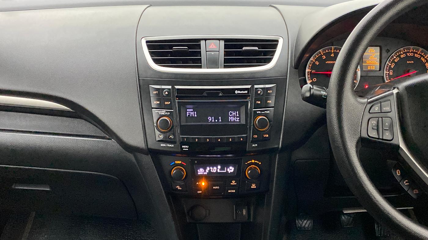 2016 Maruti Swift ZXI D, Petrol, Manual, 50,619 km, Air Conditioner