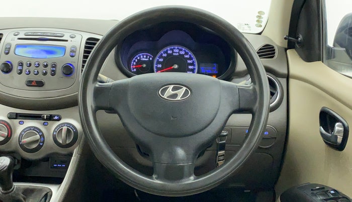 2014 Hyundai i10 SPORTZ 1.1, Petrol, Manual, 89,768 km, Steering Wheel Close Up