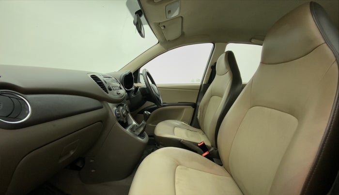 2014 Hyundai i10 SPORTZ 1.1, Petrol, Manual, 89,768 km, Right Side Front Door Cabin