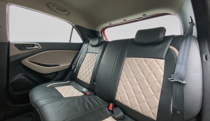 2015 Hyundai Elite i20 ASTA 1.2, Petrol, Manual, 61,180 km, Right Side Rear Door Cabin