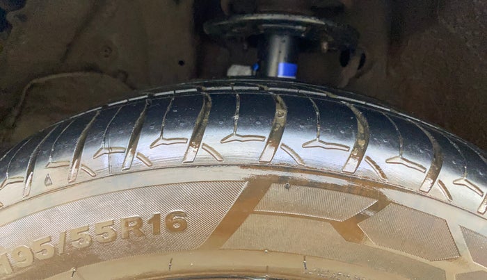 2019 Maruti Baleno ZETA PETROL 1.2, CNG, Manual, 1,12,890 km, Left Front Tyre Tread