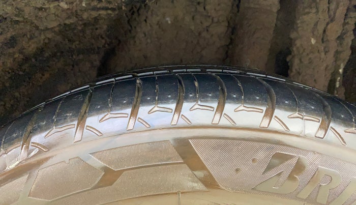 2019 Maruti Baleno ZETA PETROL 1.2, CNG, Manual, 1,12,890 km, Left Rear Tyre Tread