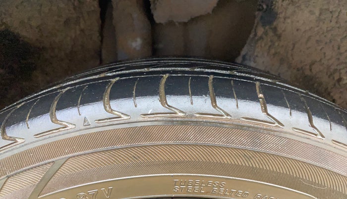 2019 Maruti Baleno ZETA PETROL 1.2, CNG, Manual, 1,12,890 km, Right Rear Tyre Tread