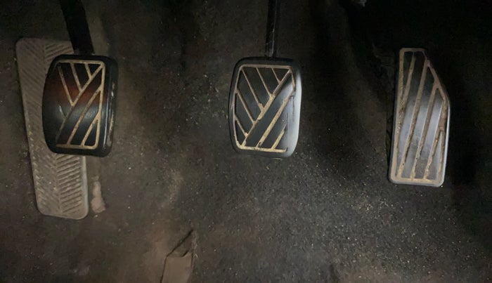 2019 Maruti Baleno ZETA PETROL 1.2, CNG, Manual, 1,12,890 km, Pedals