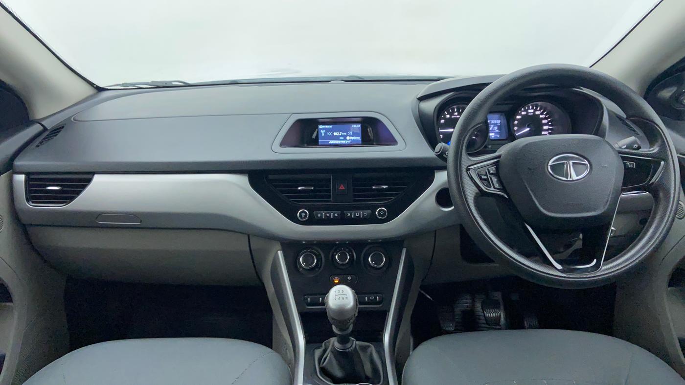 2018 Tata NEXON XM 1.5, Diesel, Manual, 30,616 km, Dashboard