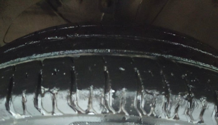 2018 Maruti Dzire VXI, Petrol, Manual, 55,541 km, Left Front Tyre Tread