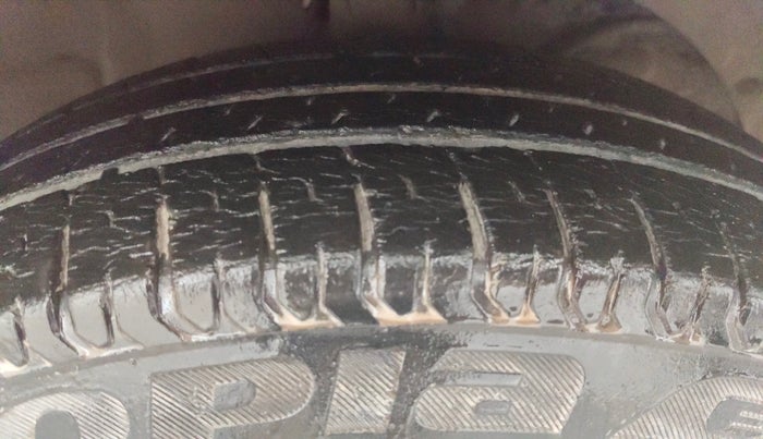 2018 Maruti Dzire VXI, Petrol, Manual, 55,541 km, Right Front Tyre Tread