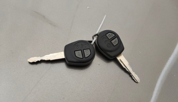 2018 Maruti Dzire VXI, Petrol, Manual, 55,541 km, Key Close Up