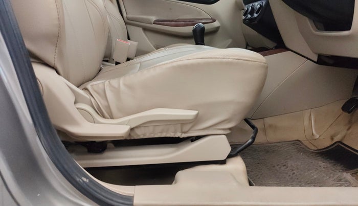 2018 Maruti Dzire VXI, Petrol, Manual, 55,541 km, Driver Side Adjustment Panel