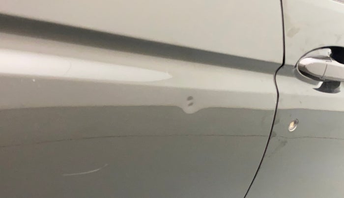 2015 Honda Jazz 1.2L I-VTEC V AT, Petrol, Automatic, 44,613 km, Right rear door - Slightly dented