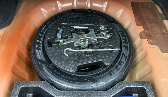 2017 Maruti Ciaz ZETA DIESEL 1.3, Diesel, Manual, 57,230 km, Spare Tyre