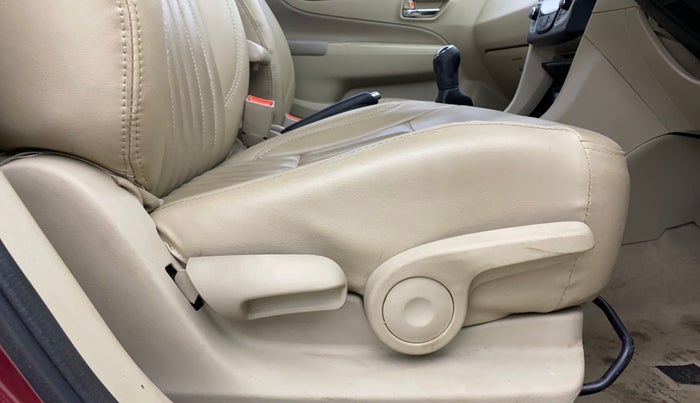 2017 Maruti Ciaz ZETA DIESEL 1.3, Diesel, Manual, 57,230 km, Driver Side Adjustment Panel