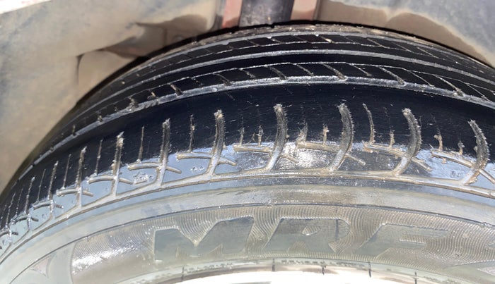 2017 Maruti Ciaz ZETA DIESEL 1.3, Diesel, Manual, 57,230 km, Right Rear Tyre Tread