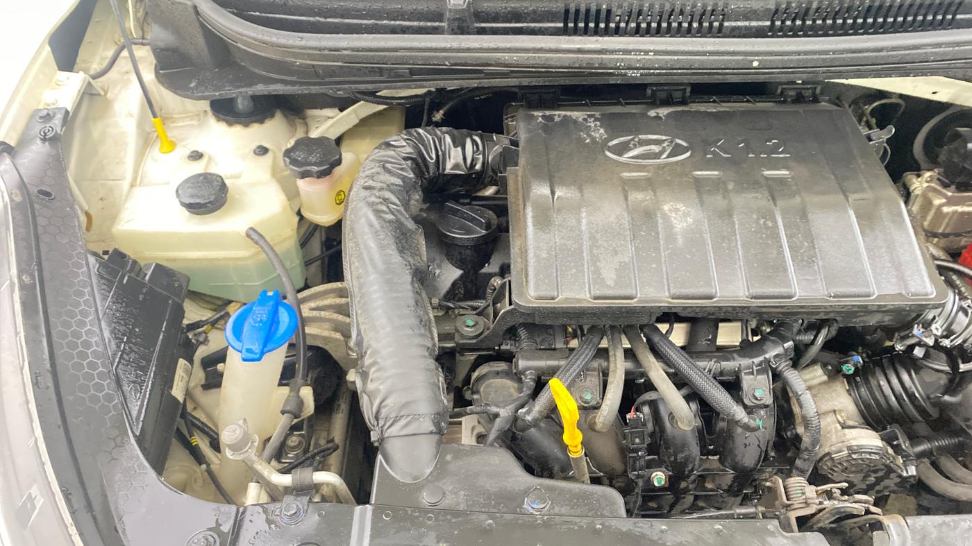 2020 Hyundai GRAND I10 NIOS SPORTZ 1.2 KAPPA VTVT CNG, CNG, Manual, 8,680 km, Engine View - Right