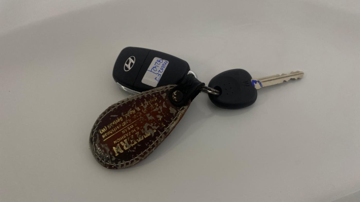 2020 Hyundai GRAND I10 NIOS SPORTZ 1.2 KAPPA VTVT CNG, CNG, Manual, 8,680 km, Key Close Up