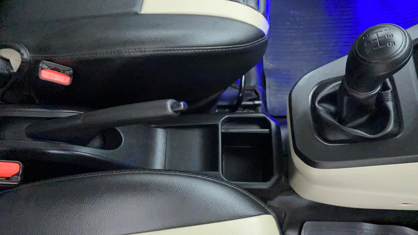 2020 Maruti New Wagon-R LXI CNG 1.0 L, CNG, Manual, 20,611 km, Gear Lever