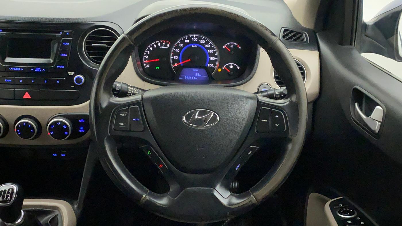 2015 Hyundai Grand i10 ASTA 1.2 KAPPA VTVT, Petrol, Manual, 25,421 km, Steering Wheel Close Up