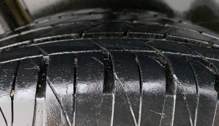 2021 Toyota URBAN CRUISER PREMIUM GRADE MT, Petrol, Manual, 46,740 km, Right Rear Tyre Tread