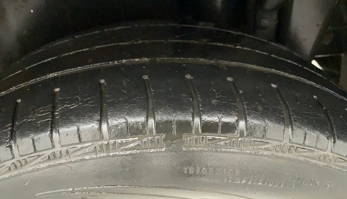 2012 Maruti Swift ZXI, Petrol, Manual, 81,634 km, Left Rear Tyre Tread