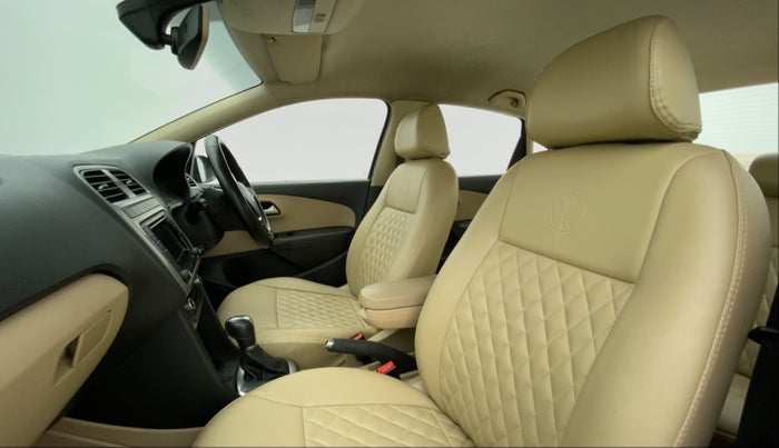 2017 Volkswagen Ameo HIGHLINE 1.5L AT (D), Diesel, Automatic, 77,821 km, Right Side Front Door Cabin