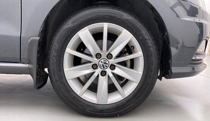 2017 Volkswagen Ameo HIGHLINE 1.5L AT (D), Diesel, Automatic, 77,821 km, Right Front Wheel