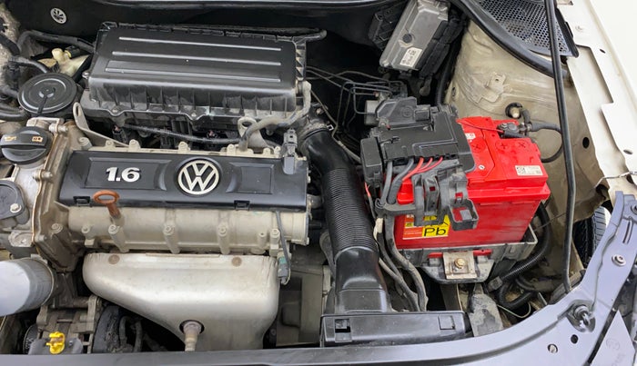 2013 Skoda Rapid AMBITION 1.6 MPI MT PLUS, Petrol, Manual, 83,915 km, Engine View - Left