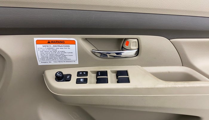 2021 Maruti Ertiga VXI CNG, CNG, Manual, 97,958 km, Driver Side Door Panels Control